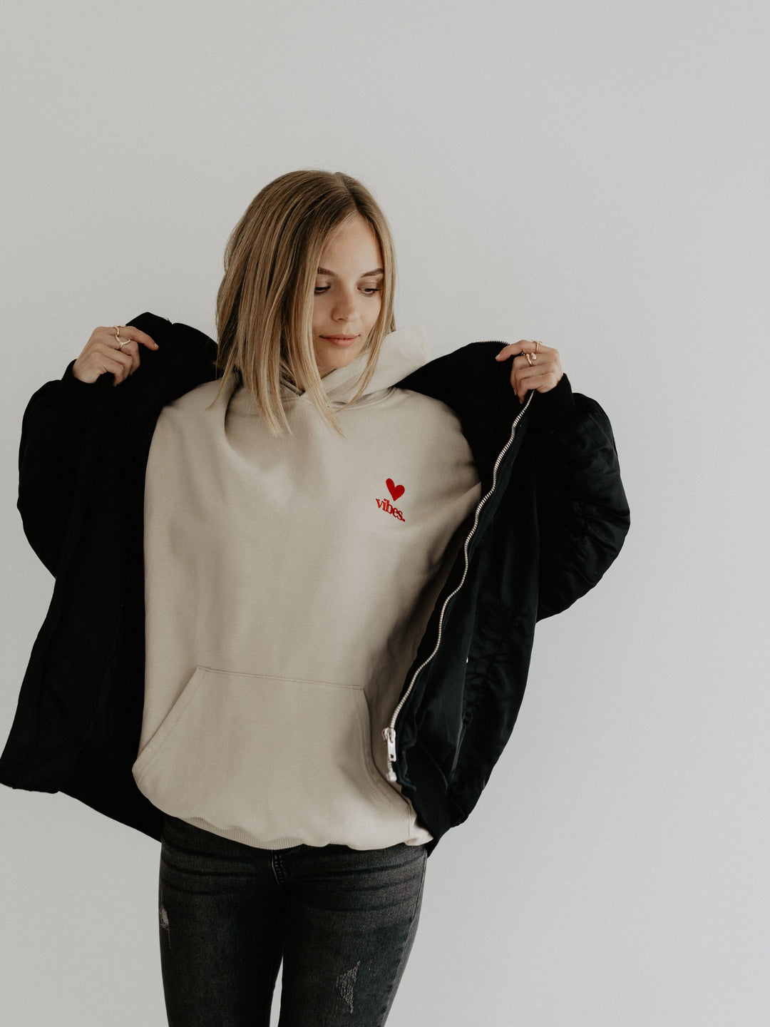 "LOVE VIBES" Hoodie Oversized | urban edition