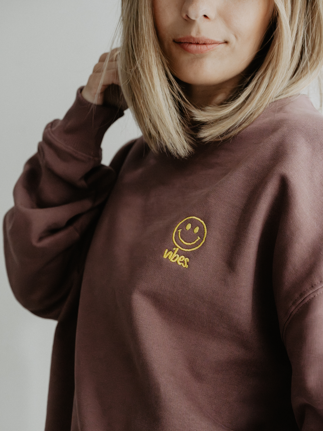 "HAPPY VIBES" Sweater Oversized | urban edition