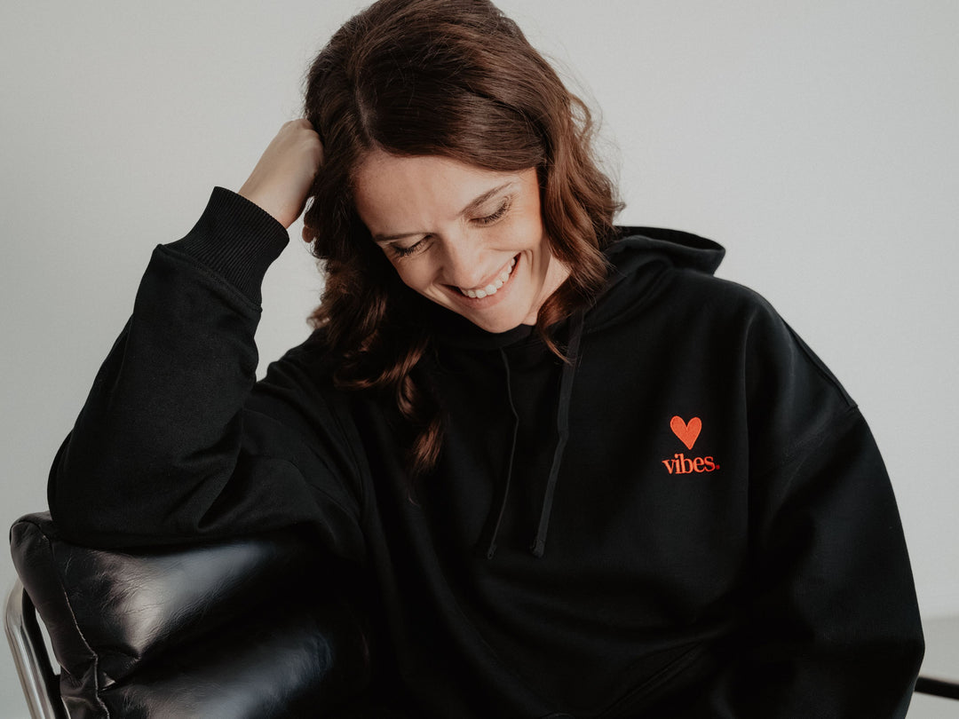 "LOVE VIBES" Hoodie Oversized | comfy edition