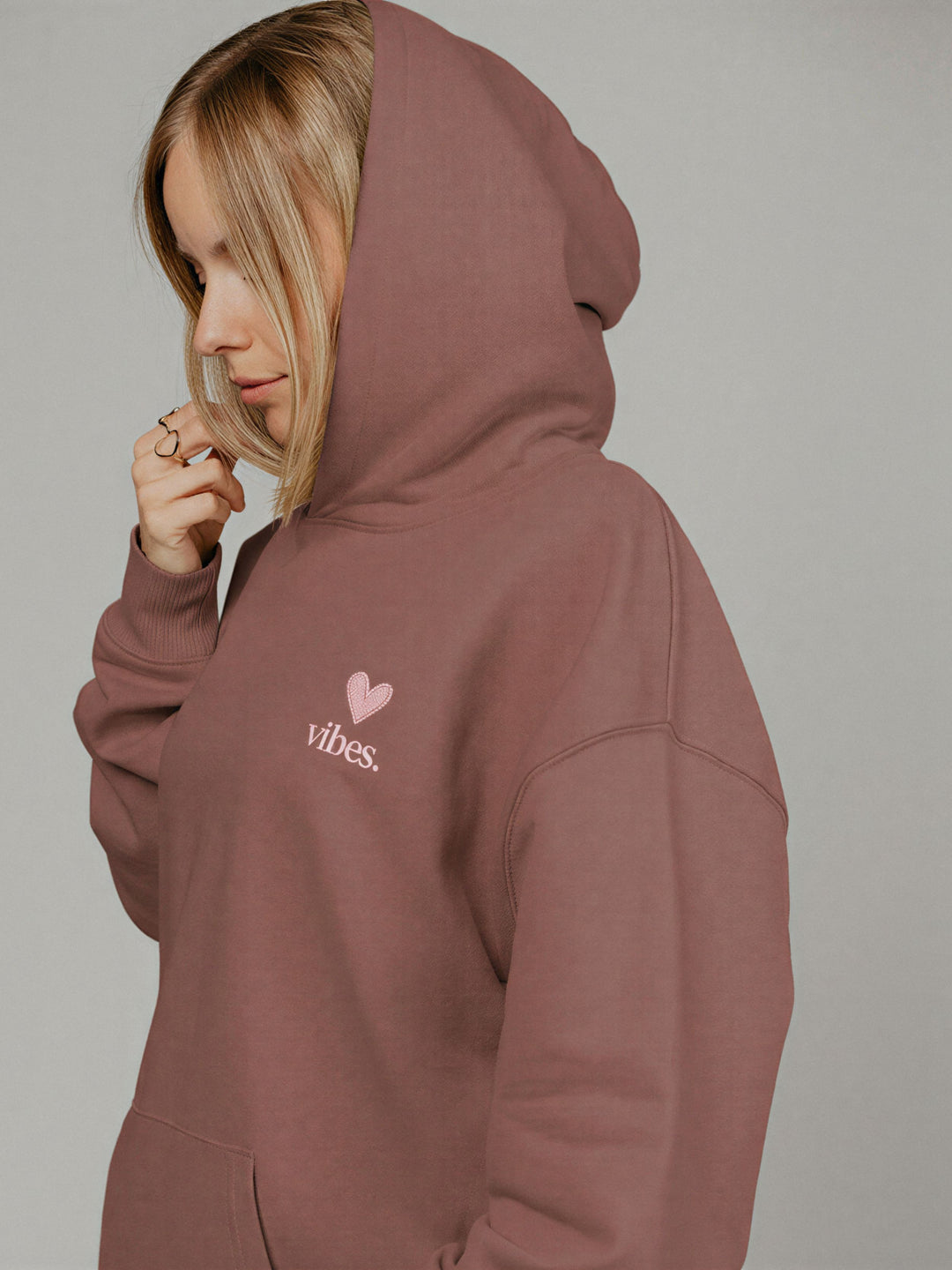 "LOVE VIBES" Hoodie Oversized | urban edition