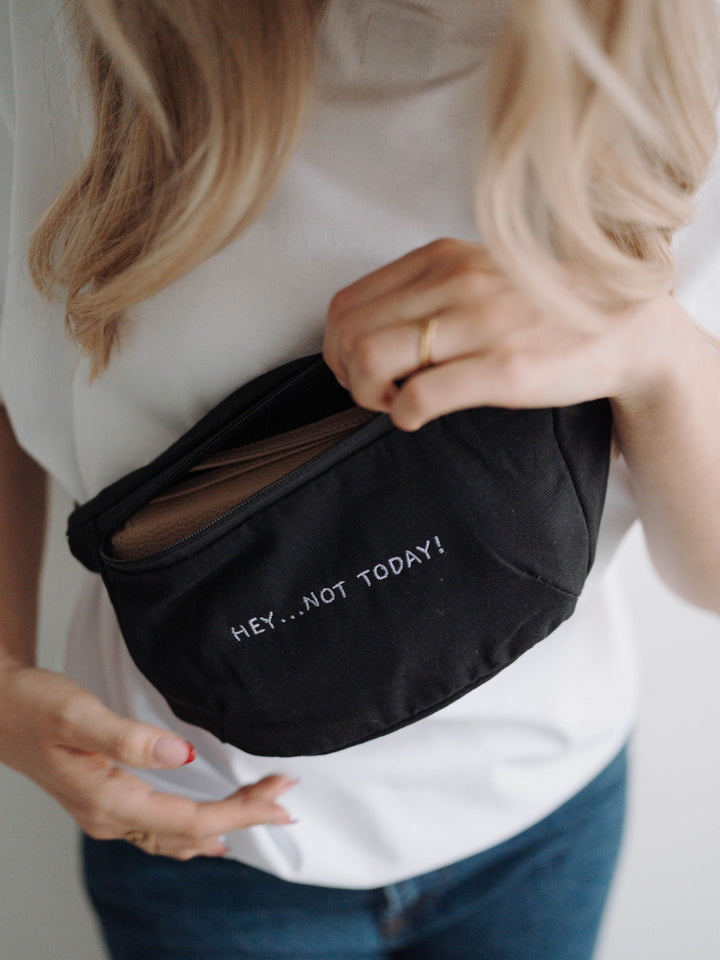 "NOT TODAY" CANVAS GÜRTELTASCHE